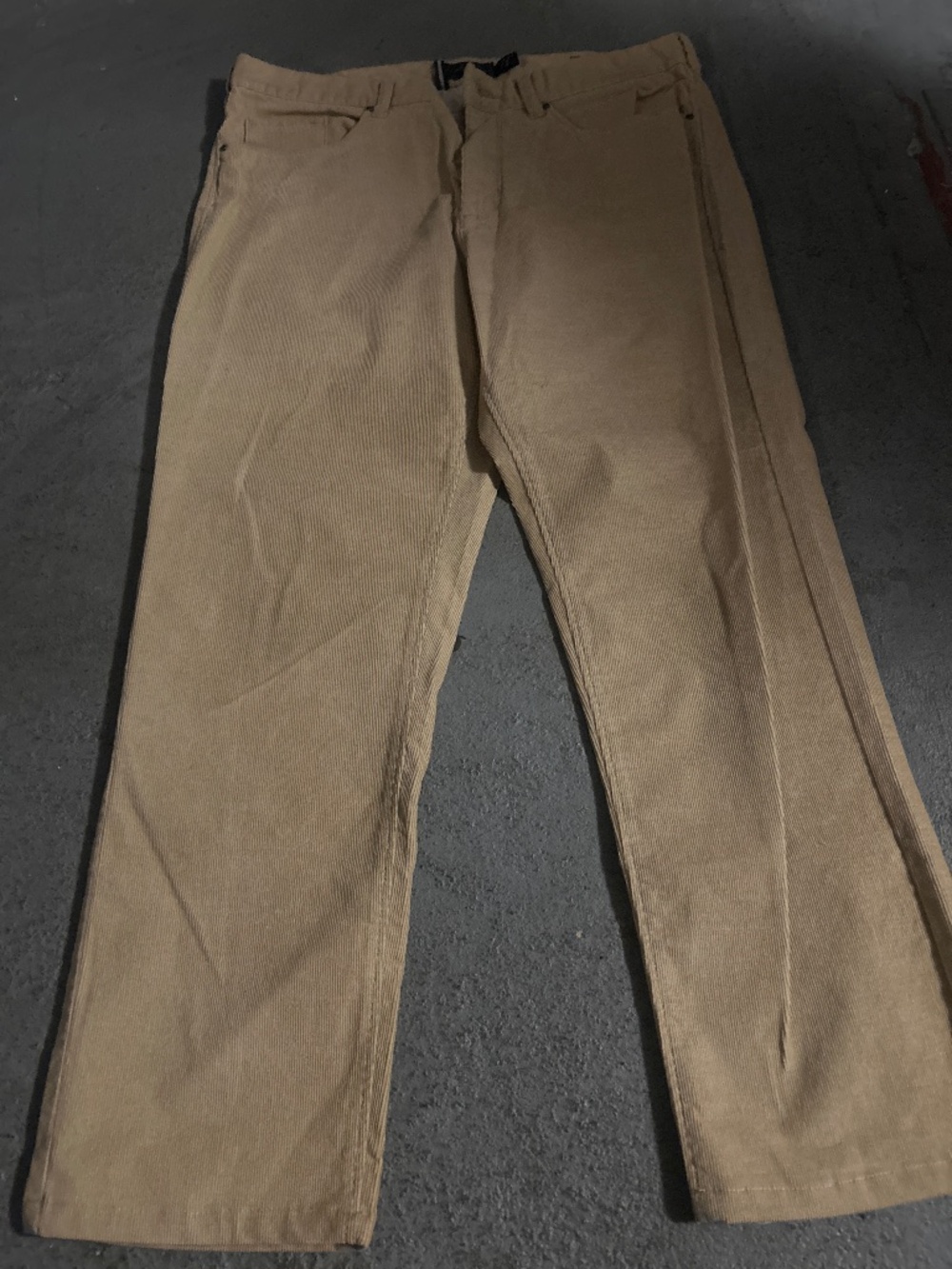 Black & Brown Lord/Taylor”s  Mens Tan Corduroy